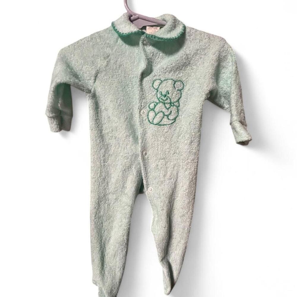 Vintage 70s green one piece terry sleeper and romper with collar and teddy bear